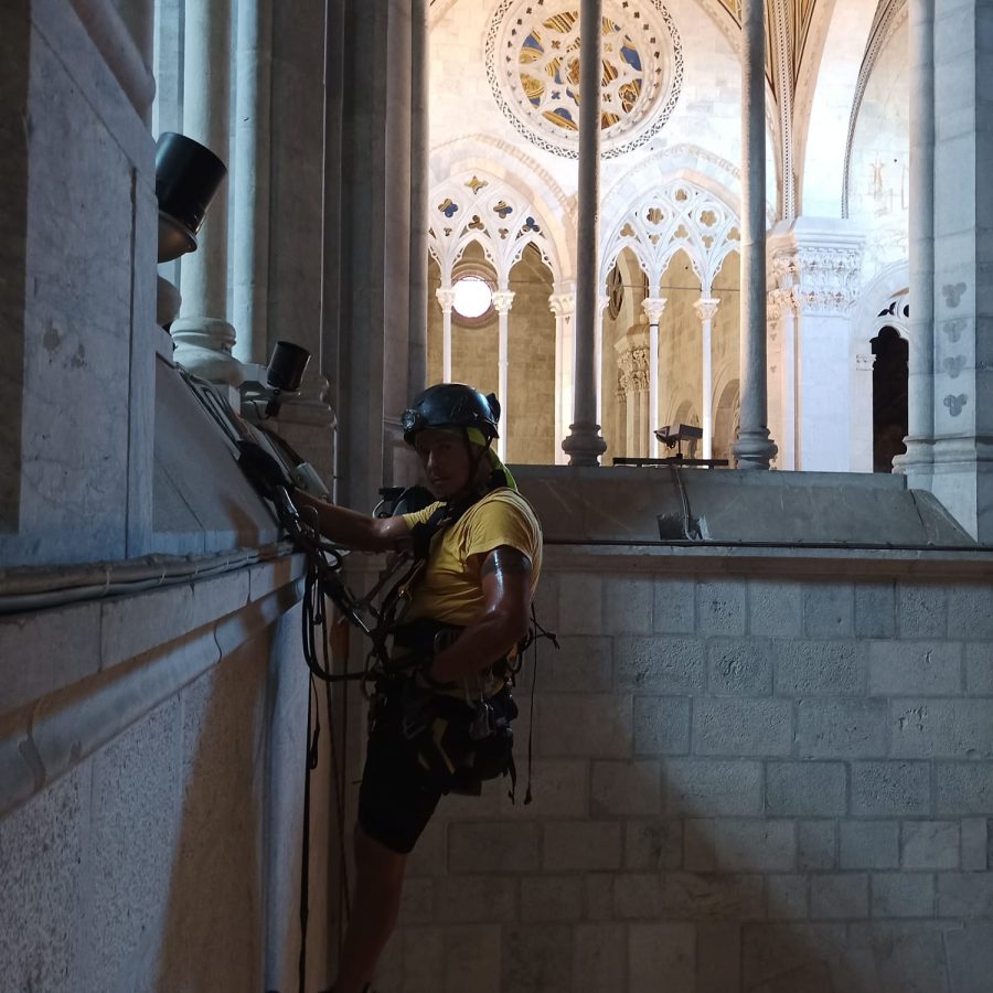 Lavoro su Fune Riparazioni Installazione Manutenzione Livorno Pisa Lucca Firenze (11)